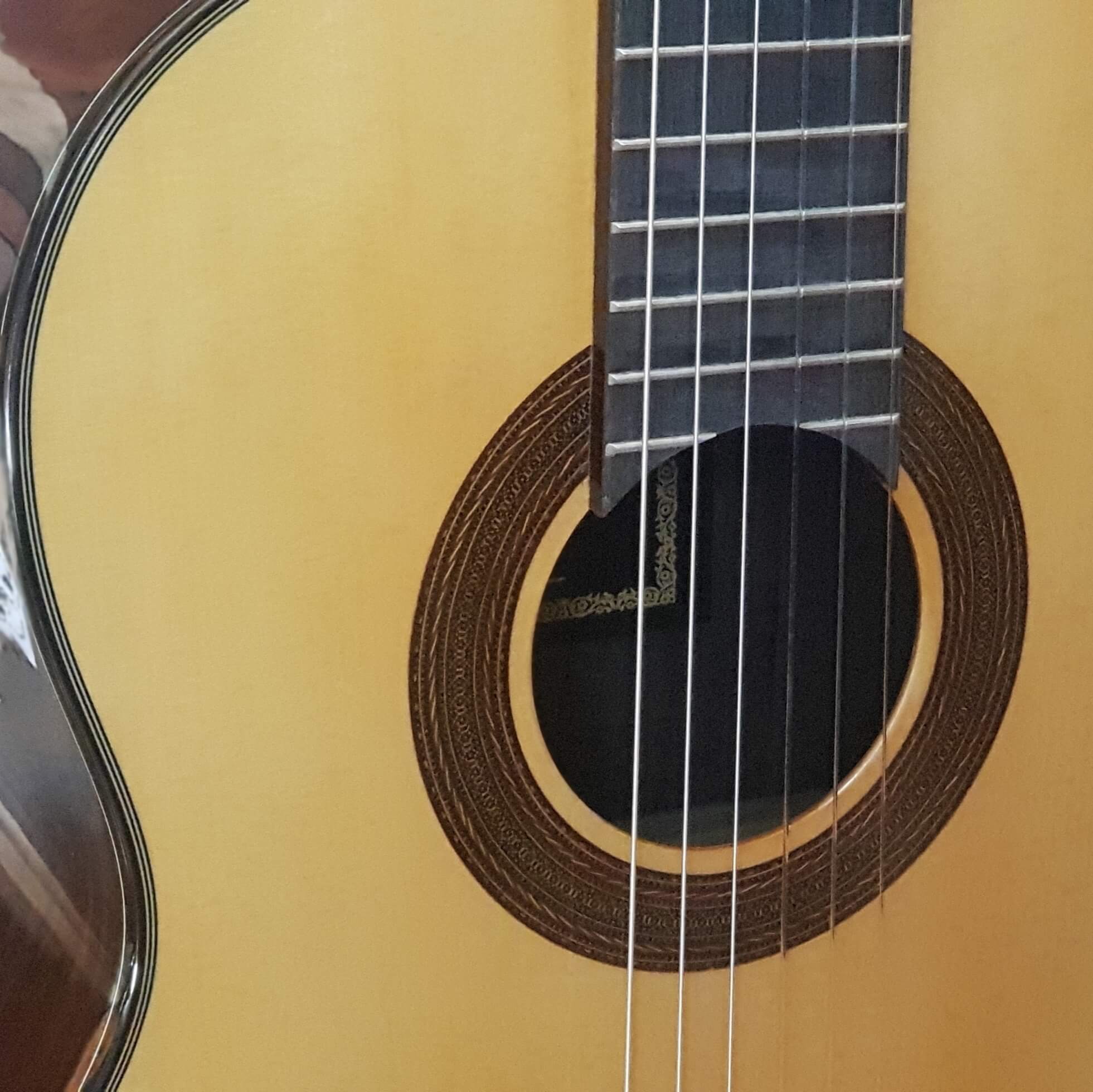 Guitarra José Gómez C40 EQ  amplificada 2023