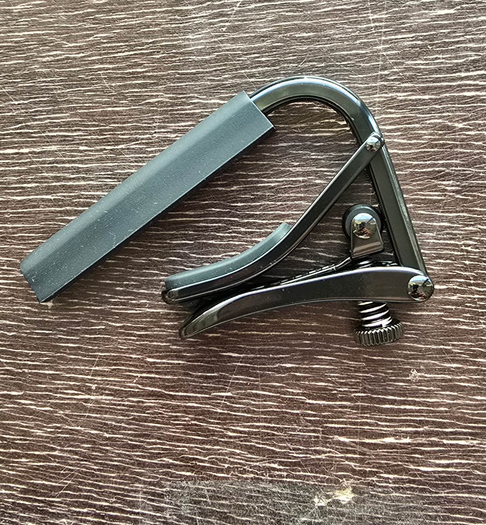 Cejilla Shubb para guitarra española C2K negra