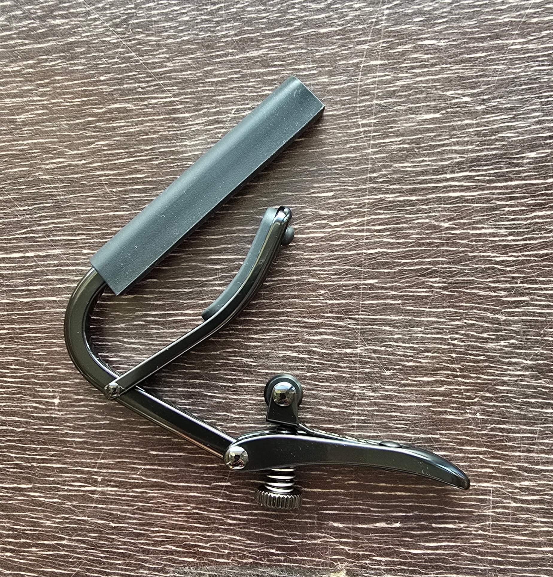 Cejilla Shubb para guitarra española C2K negra